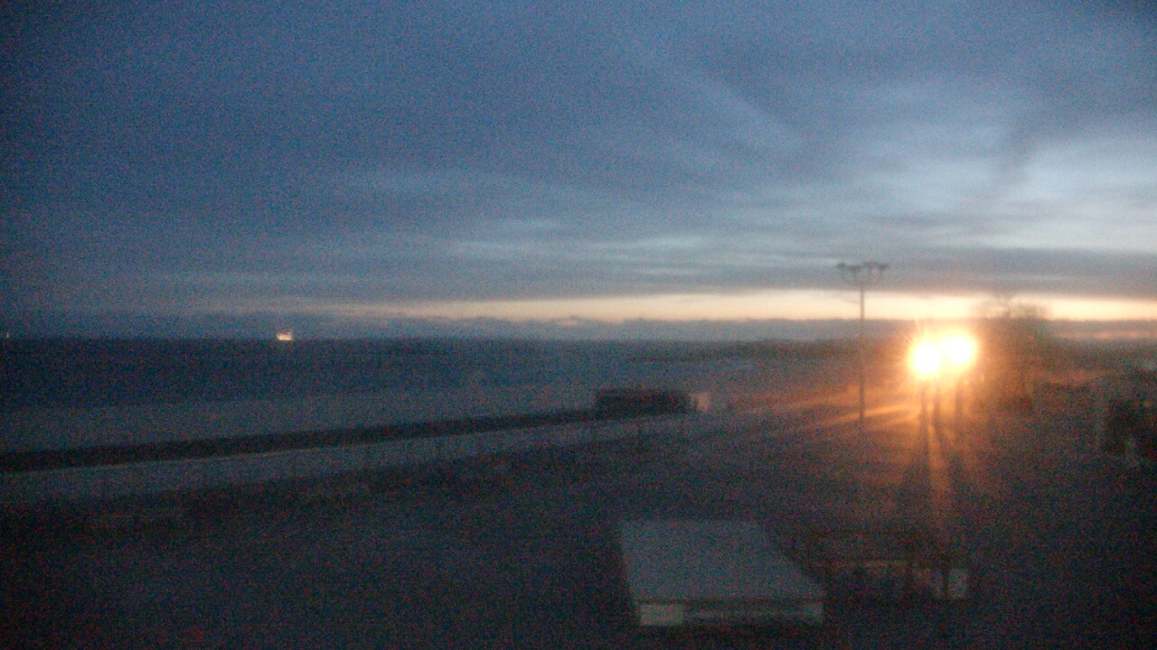 Thumbnail for current weather camera view from Ocean Beach Park in New London, Connecticut
