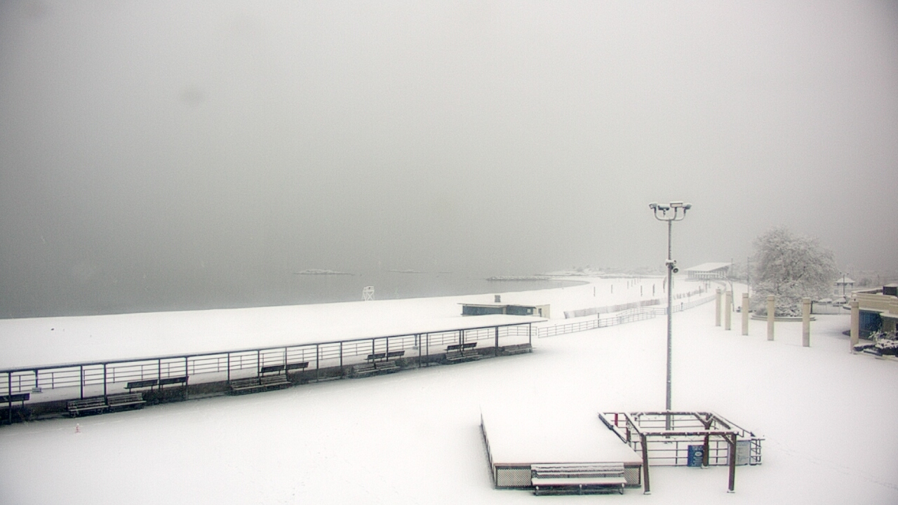 Thumbnail for current weather camera view from Ocean Beach Park in New London, Connecticut