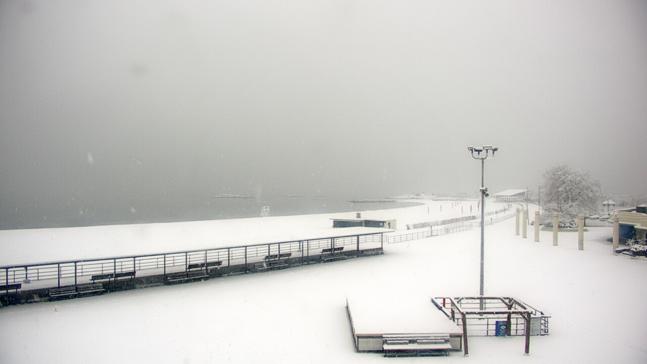 Thumbnail for current weather camera view from Ocean Beach Park in New London, Connecticut