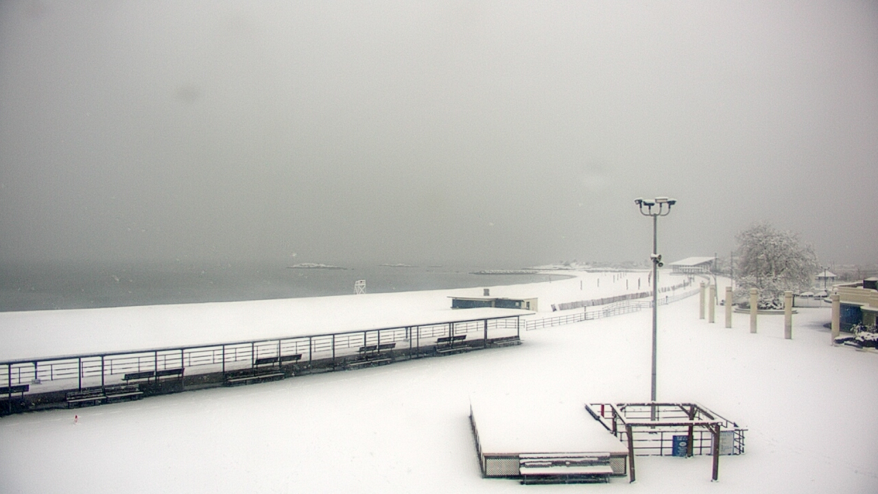 Thumbnail for current weather camera view from Ocean Beach Park in New London, Connecticut