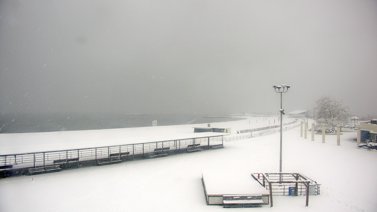 Thumbnail for current weather camera view from Ocean Beach Park in New London, Connecticut