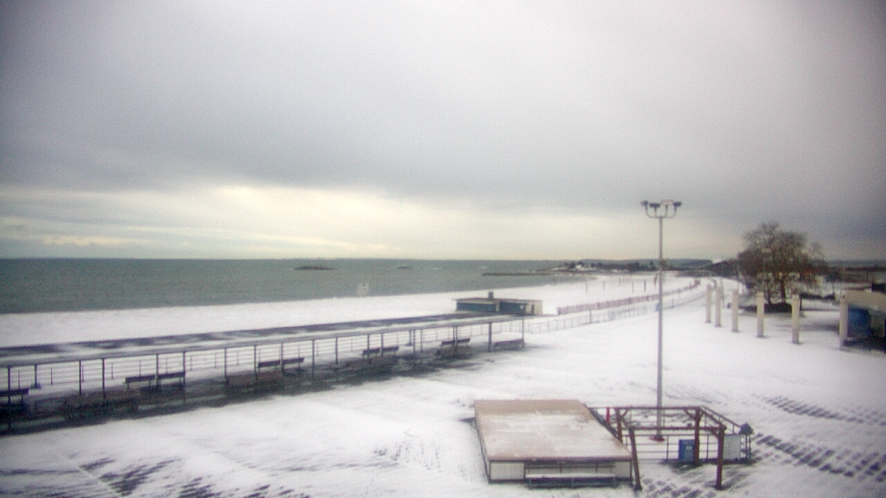 Thumbnail for current weather camera view from Ocean Beach Park in New London, Connecticut