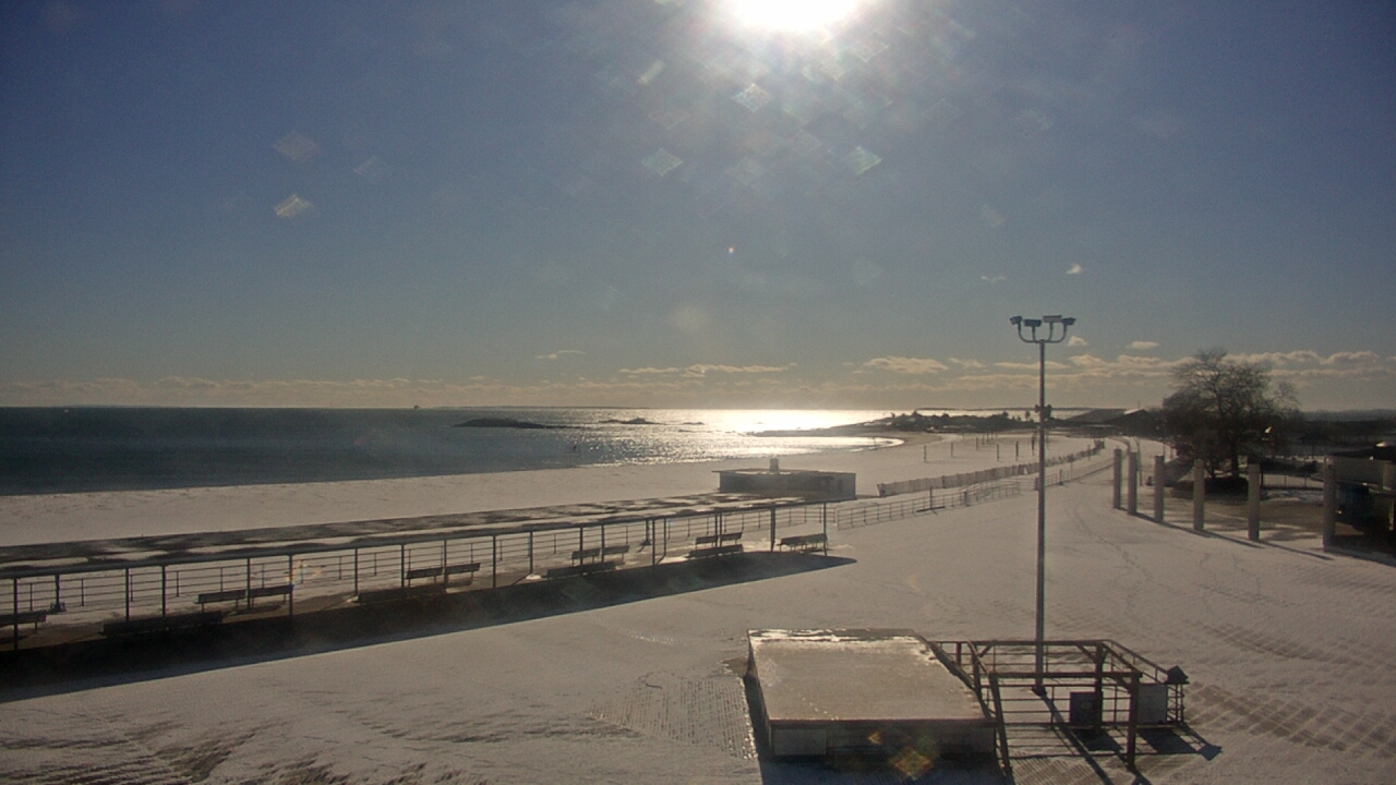 Thumbnail for current weather camera view from Ocean Beach Park in New London, Connecticut