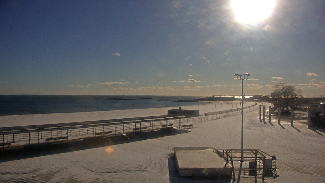 Thumbnail for current weather camera view from Ocean Beach Park in New London, Connecticut