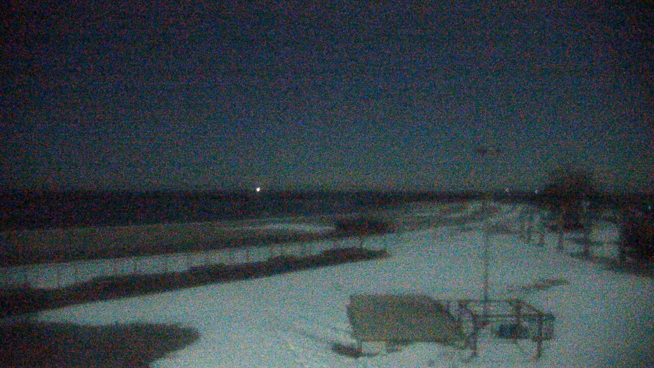 Thumbnail for current weather camera view from Ocean Beach Park in New London, Connecticut