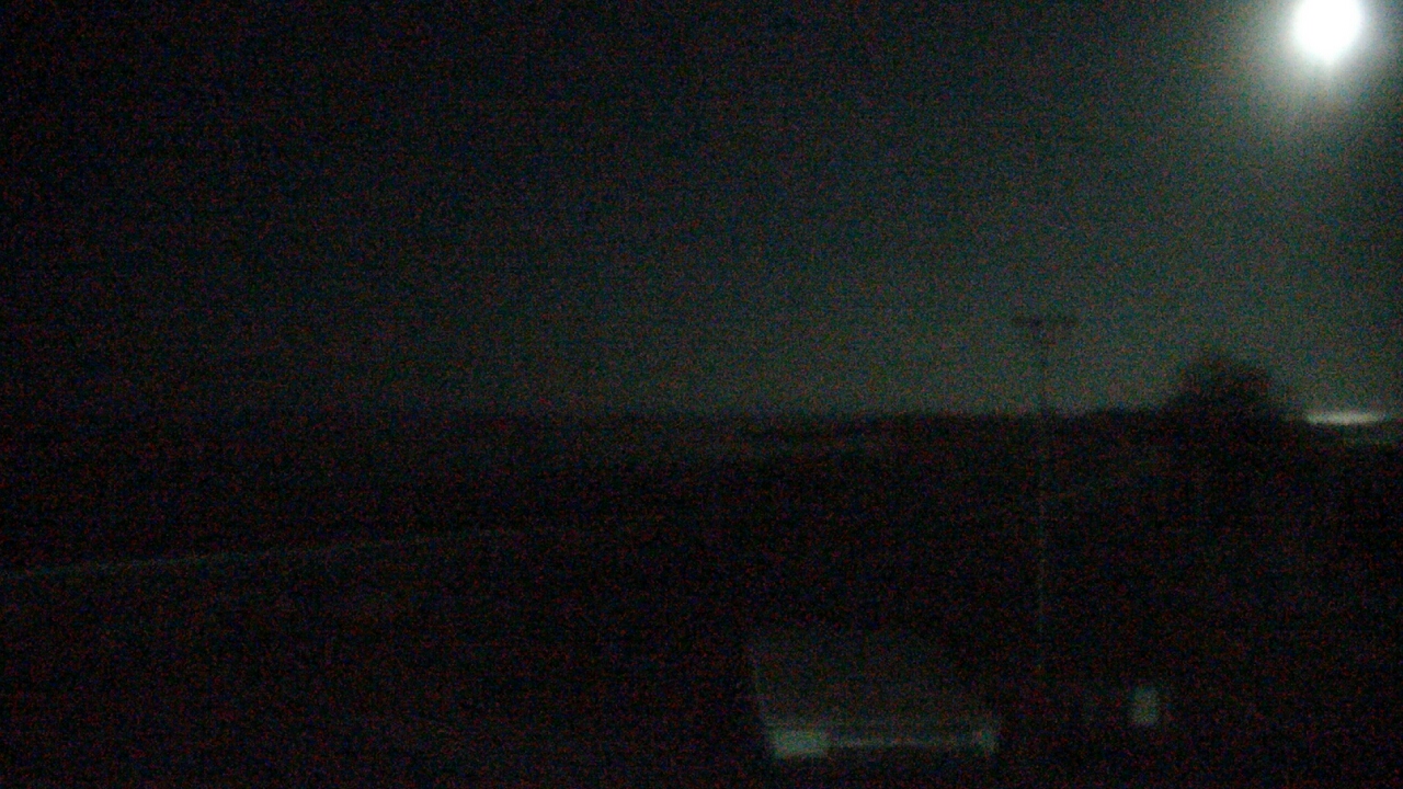 Thumbnail for current weather camera view from Ocean Beach Park in New London, Connecticut