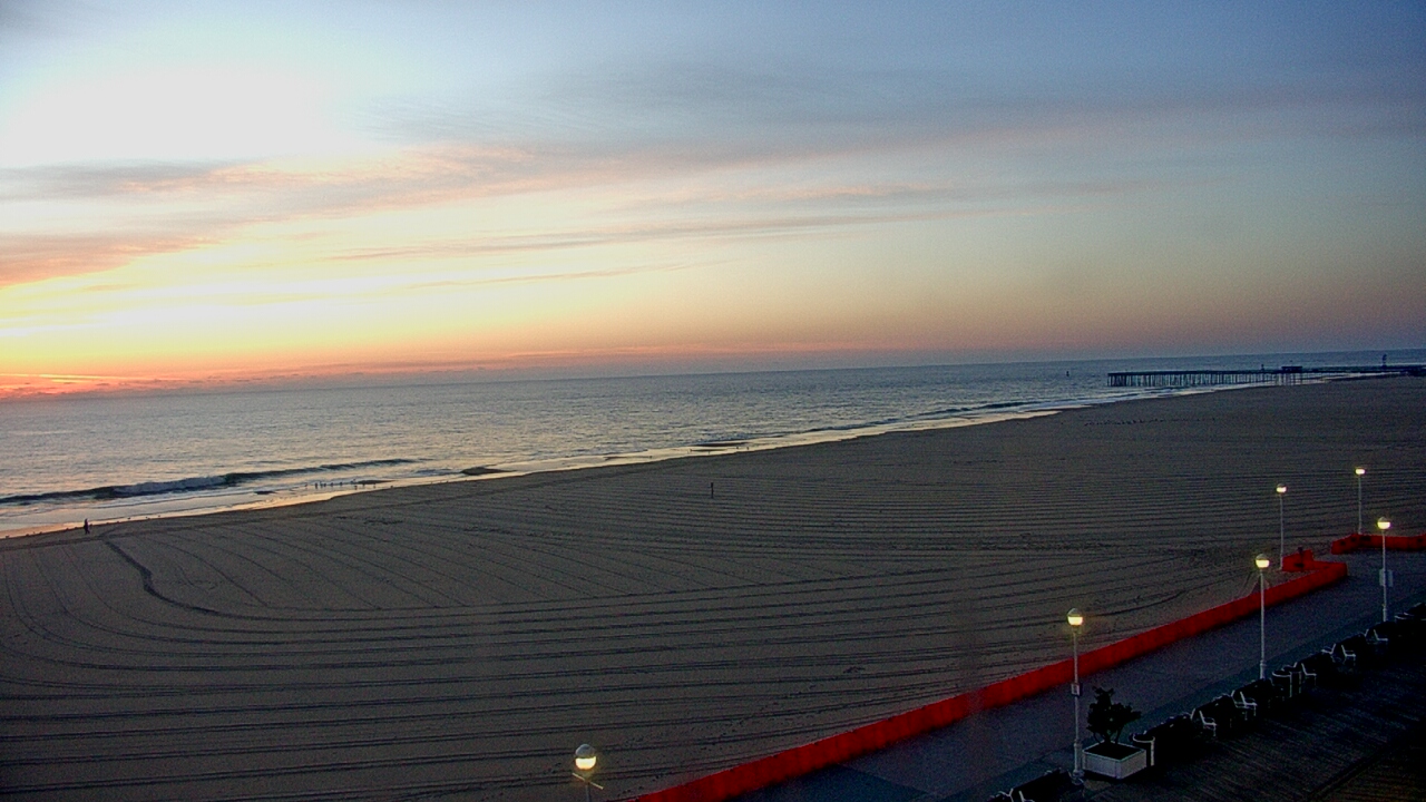 Thumbnail for current weather camera view from Plim Plaza Hotel in Ocean City, Maryland