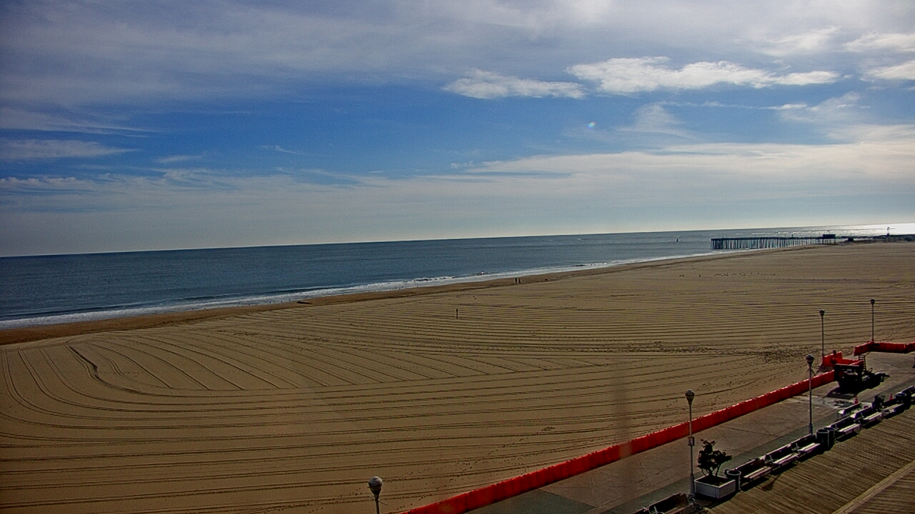 Thumbnail for current weather camera view from Plim Plaza Hotel in Ocean City, Maryland