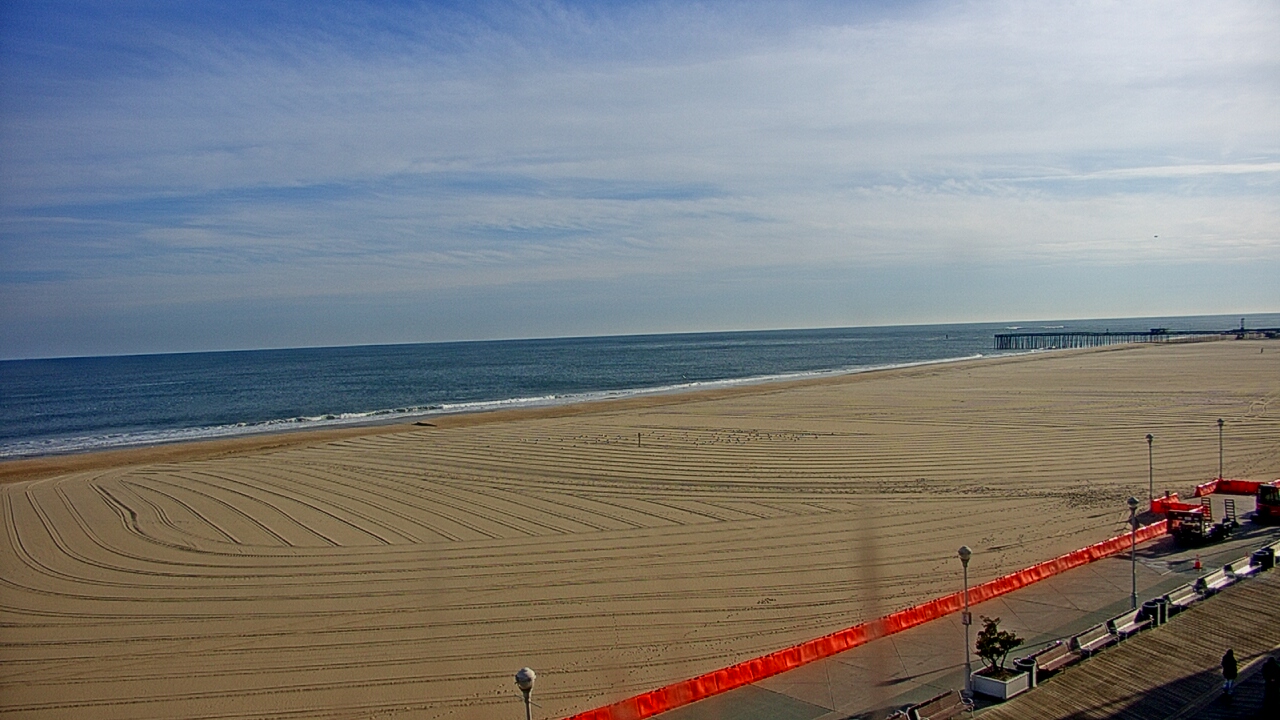 Thumbnail for current weather camera view from Plim Plaza Hotel in Ocean City, Maryland