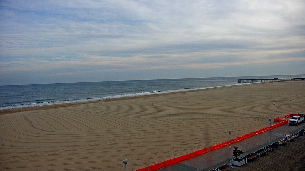 Thumbnail for current weather camera view from Plim Plaza Hotel in Ocean City, Maryland