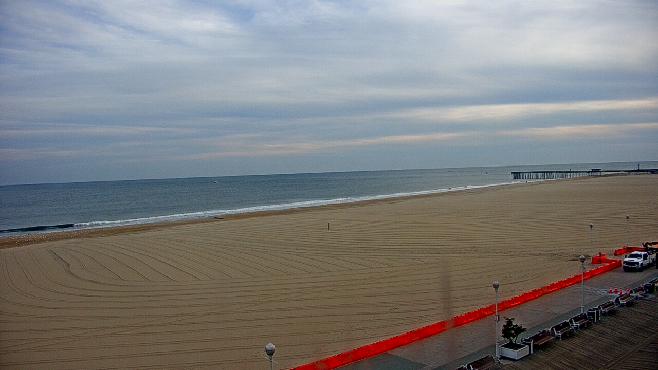 Thumbnail for current weather camera view from Plim Plaza Hotel in Ocean City, Maryland