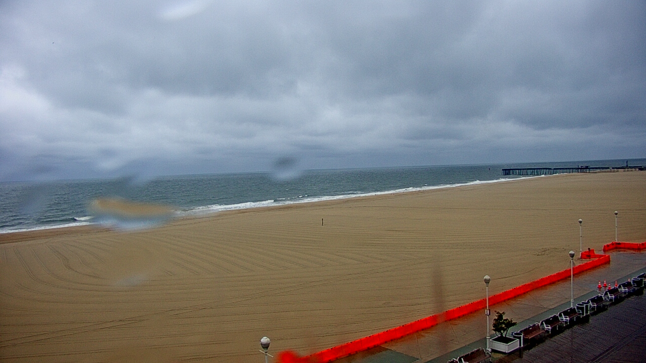 Thumbnail for current weather camera view from Plim Plaza Hotel in Ocean City, Maryland