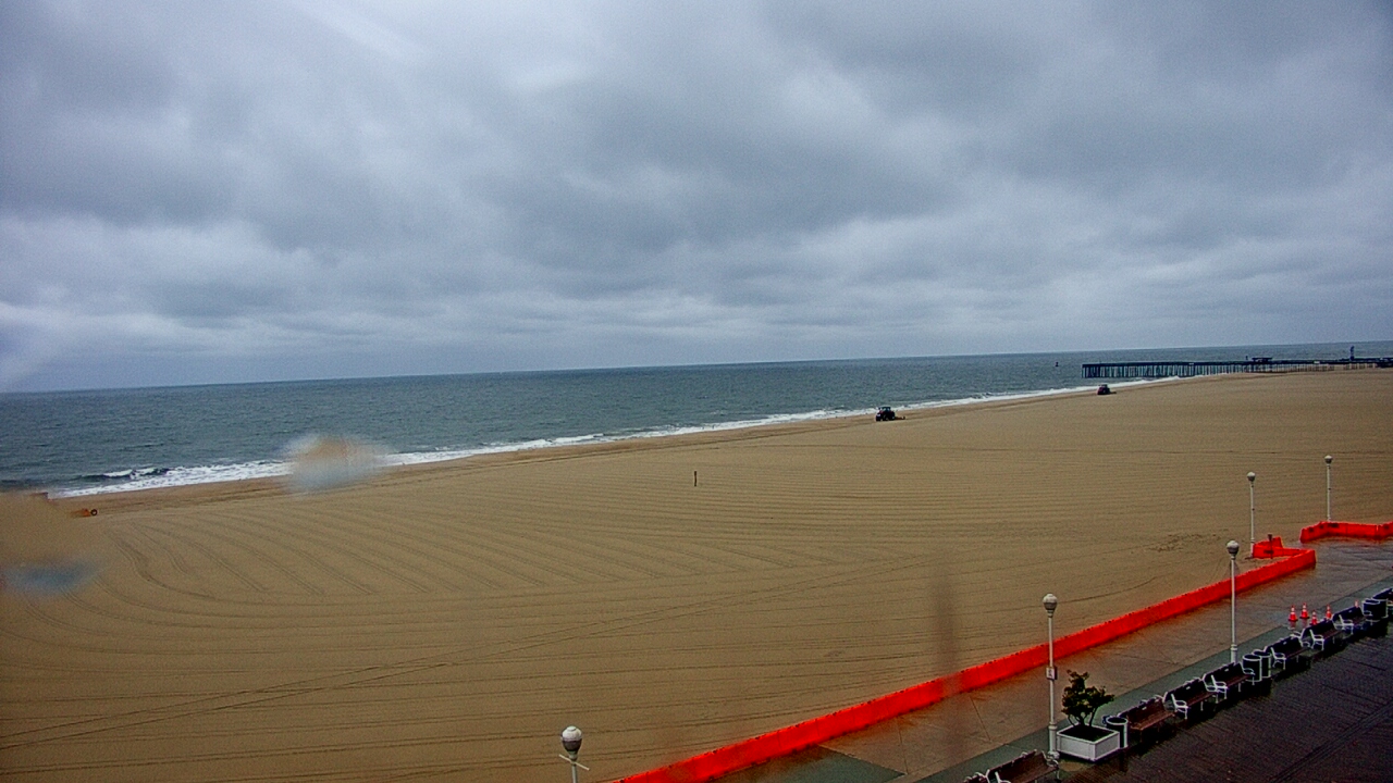 Thumbnail for current weather camera view from Plim Plaza Hotel in Ocean City, Maryland