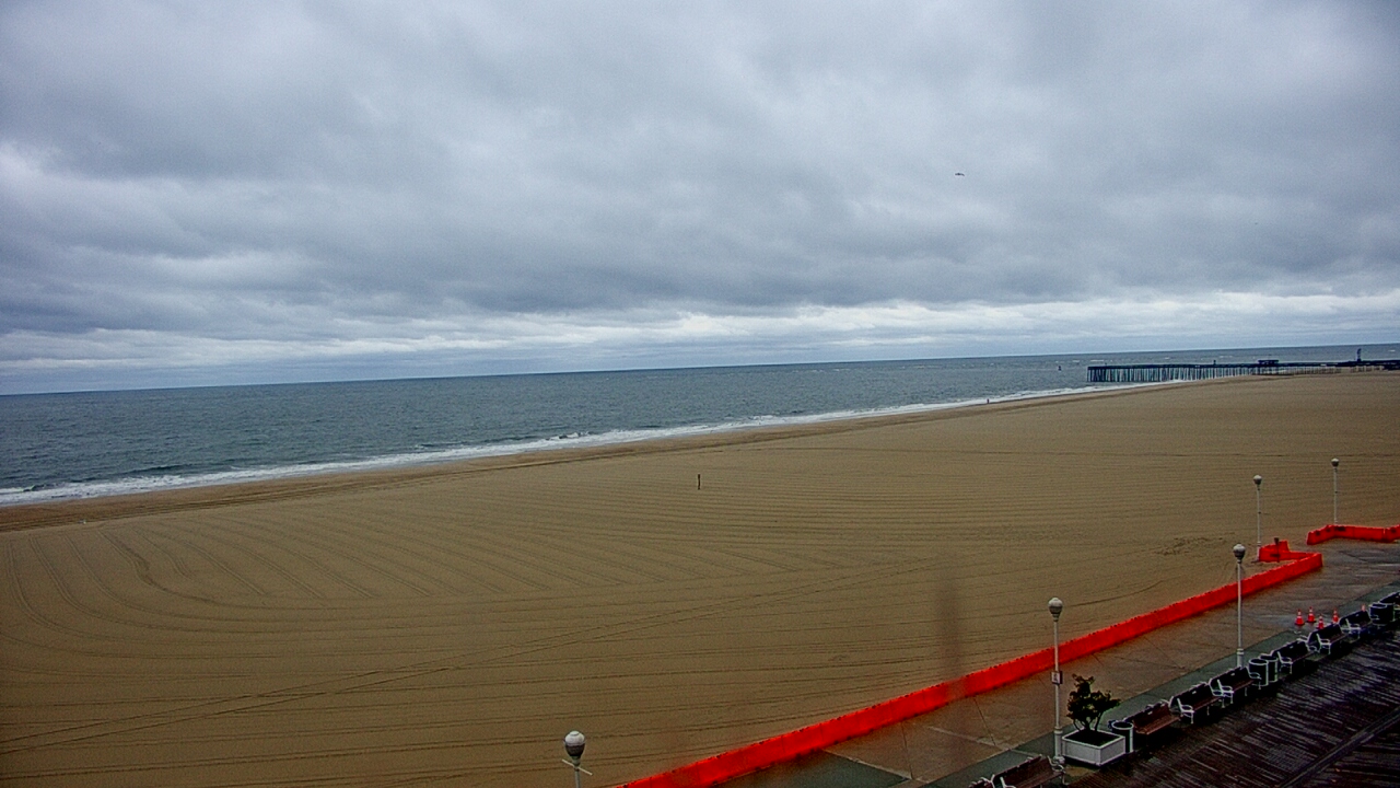 Thumbnail for current weather camera view from Plim Plaza Hotel in Ocean City, Maryland