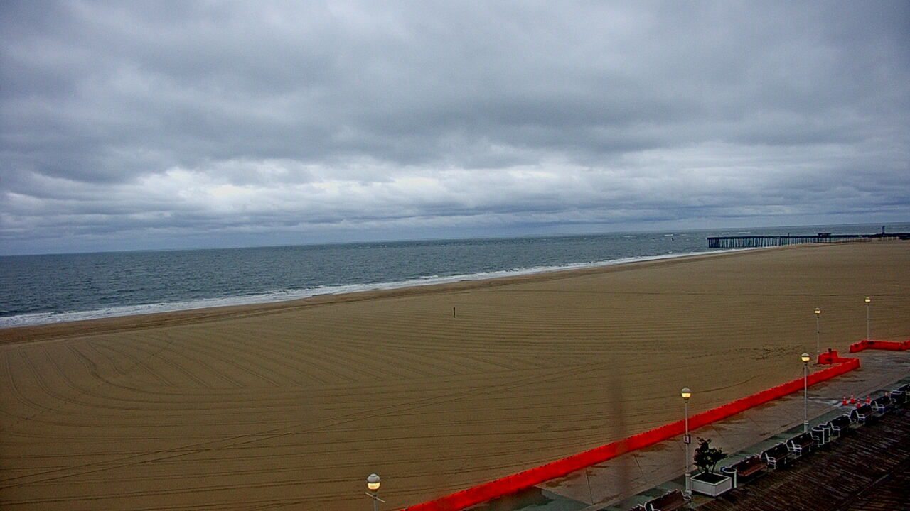 Thumbnail for current weather camera view from Plim Plaza Hotel in Ocean City, Maryland