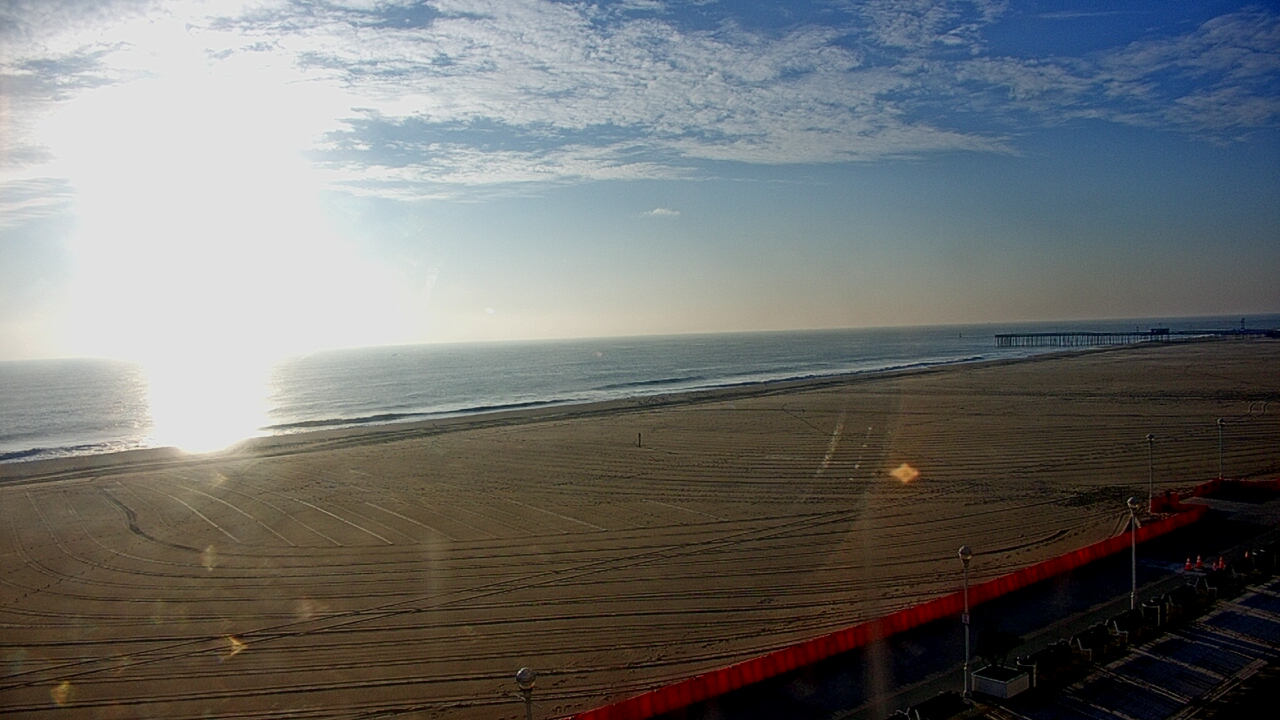 Thumbnail for current weather camera view from Plim Plaza Hotel in Ocean City, Maryland