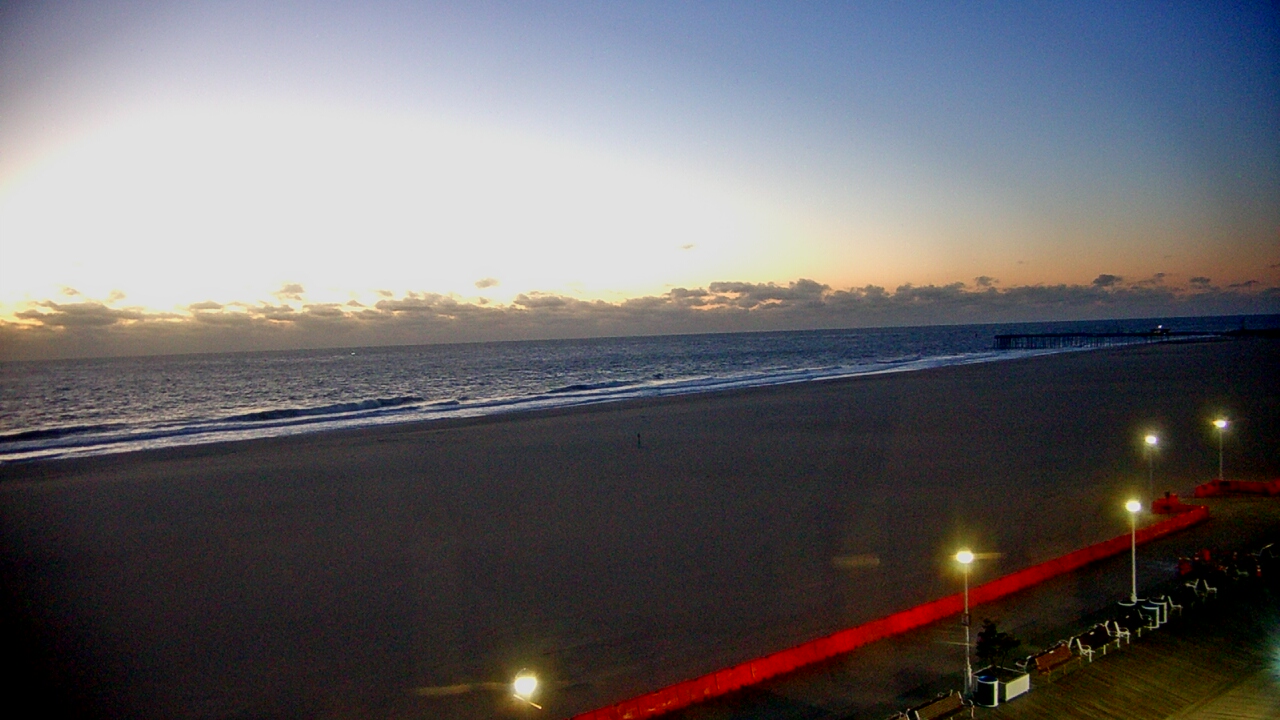Thumbnail for current weather camera view from Plim Plaza Hotel in Ocean City, Maryland