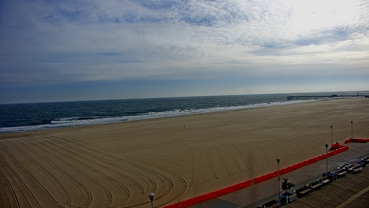 Thumbnail for current weather camera view from Plim Plaza Hotel in Ocean City, Maryland
