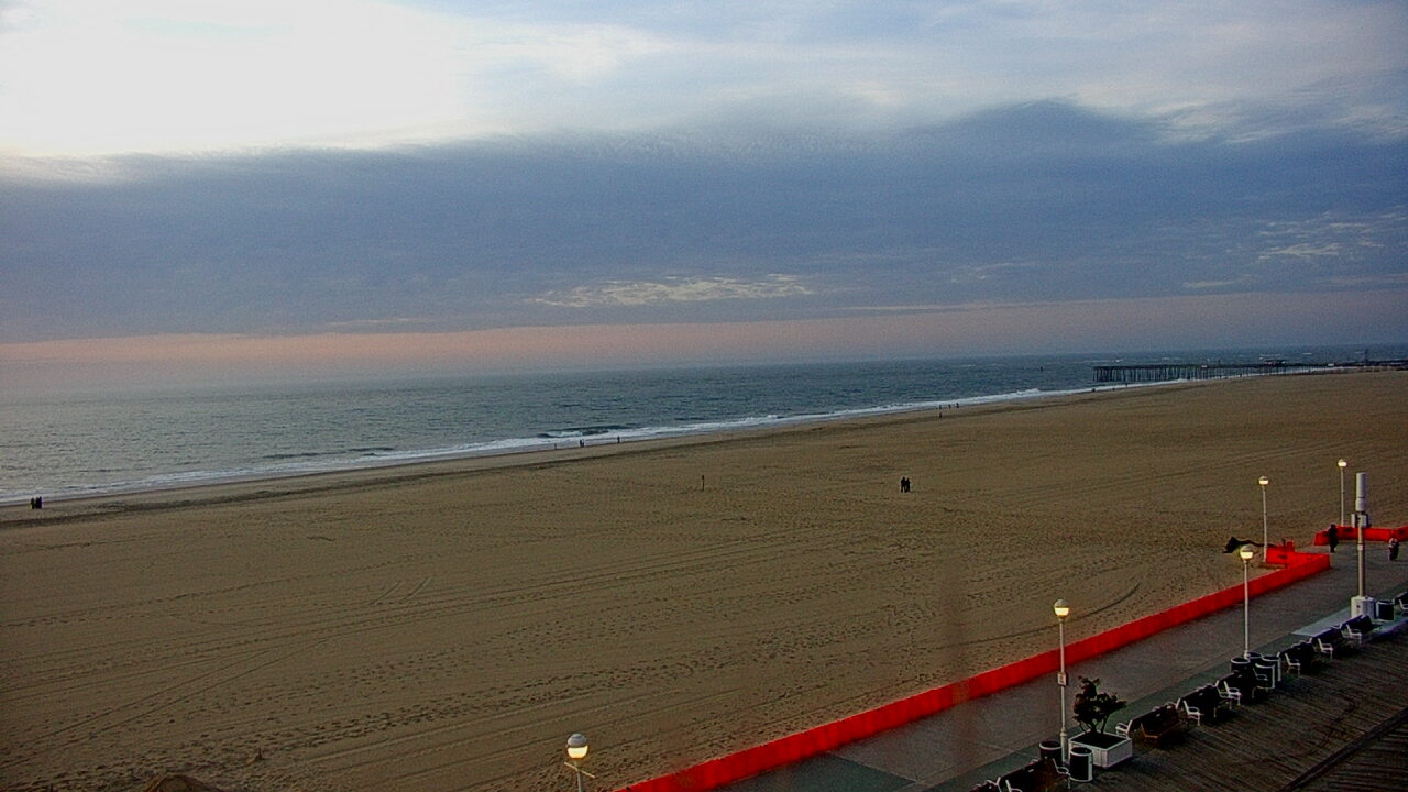 Thumbnail for current weather camera view from Plim Plaza Hotel in Ocean City, Maryland