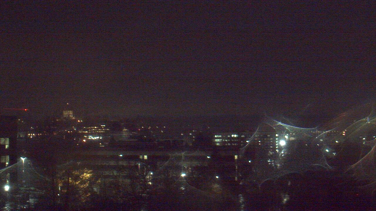 Thumbnail for current weather camera view from Avanti HS in Olympia, Washington