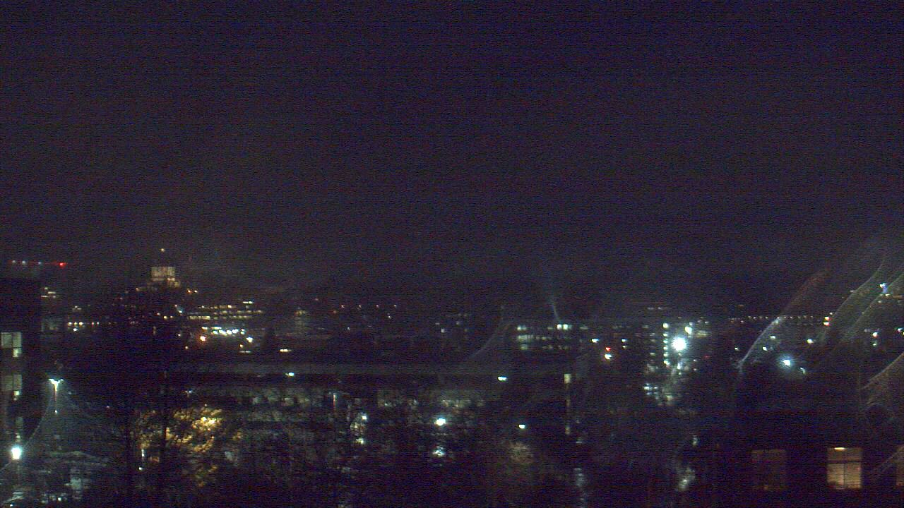 Thumbnail for current weather camera view from Avanti HS in Olympia, Washington