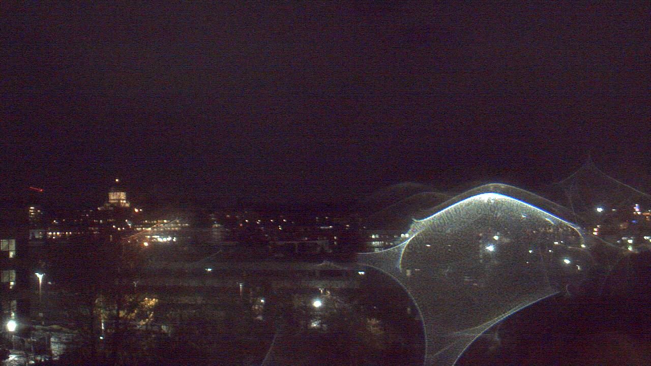 Thumbnail for current weather camera view from Avanti HS in Olympia, Washington