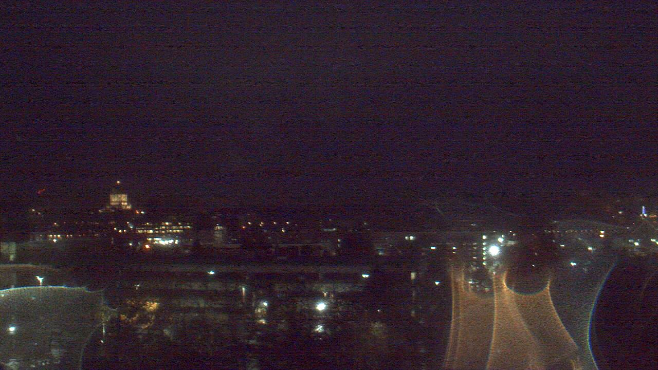 Thumbnail for current weather camera view from Avanti HS in Olympia, Washington