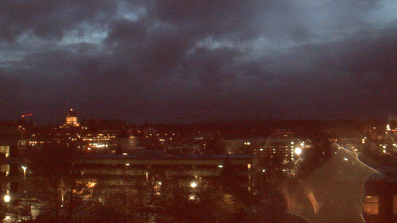 Thumbnail for current weather camera view from Avanti HS in Olympia, Washington