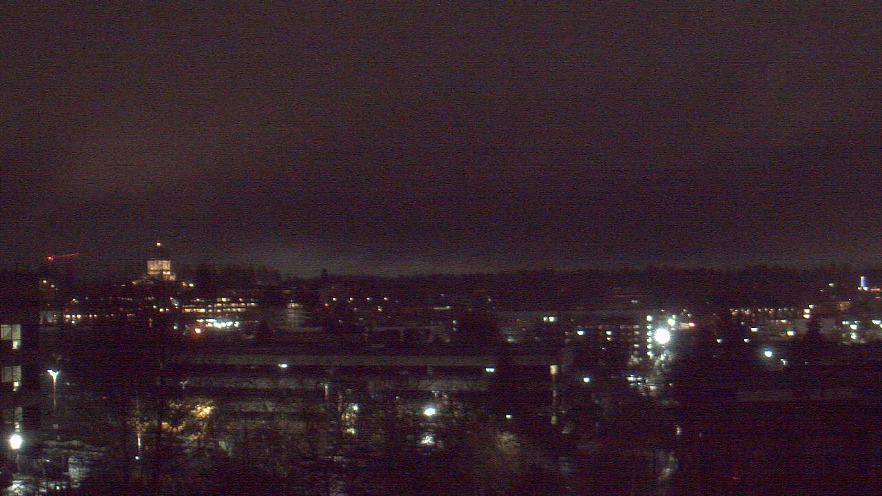 Thumbnail for current weather camera view from Avanti HS in Olympia, Washington