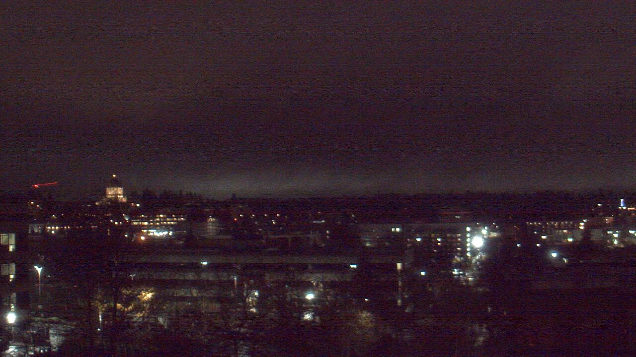 Thumbnail for current weather camera view from Avanti HS in Olympia, Washington