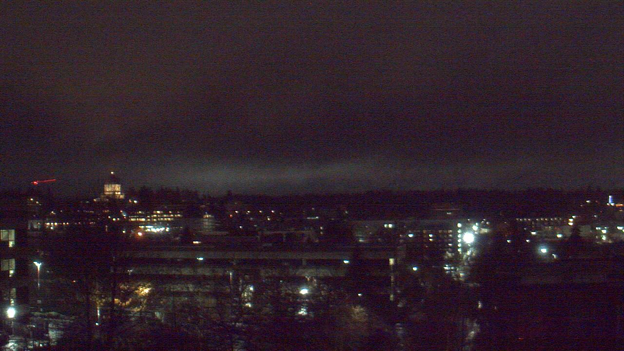 Thumbnail for current weather camera view from Avanti HS in Olympia, Washington