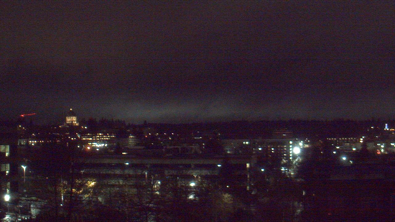 Thumbnail for current weather camera view from Avanti HS in Olympia, Washington