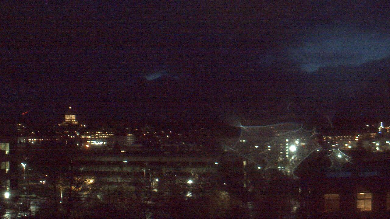 Thumbnail for current weather camera view from Avanti HS in Olympia, Washington