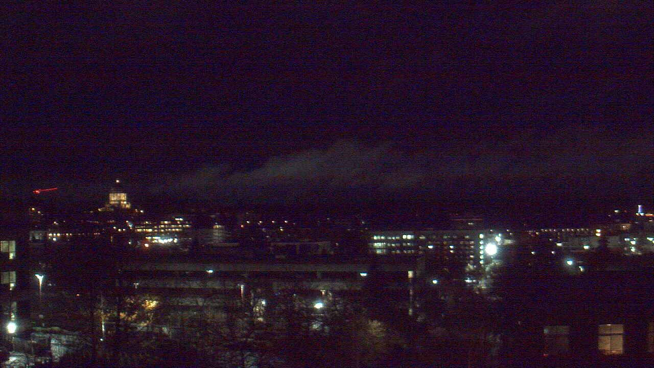 Thumbnail for current weather camera view from Avanti HS in Olympia, Washington
