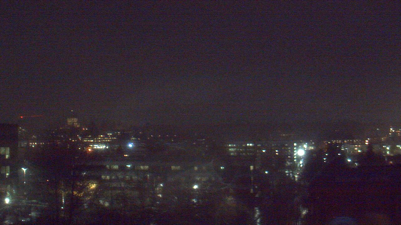Thumbnail for current weather camera view from Avanti HS in Olympia, Washington