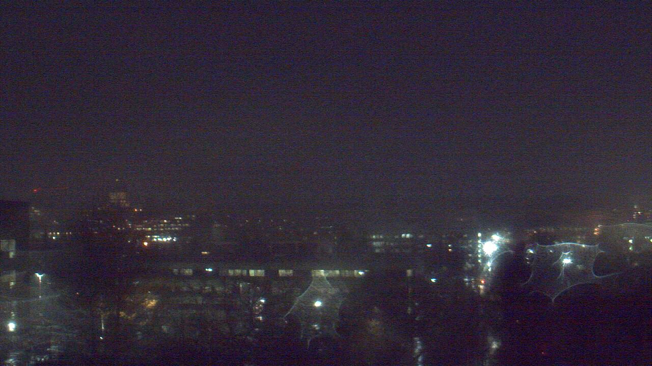 Thumbnail for current weather camera view from Avanti HS in Olympia, Washington