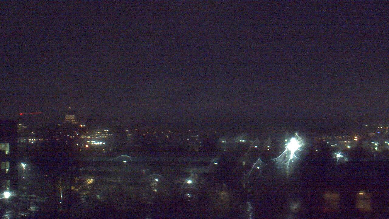 Thumbnail for current weather camera view from Avanti HS in Olympia, Washington
