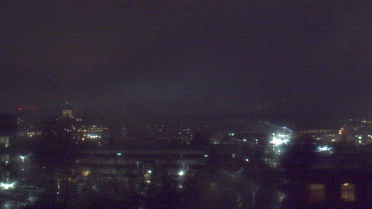 Thumbnail for current weather camera view from Avanti HS in Olympia, Washington
