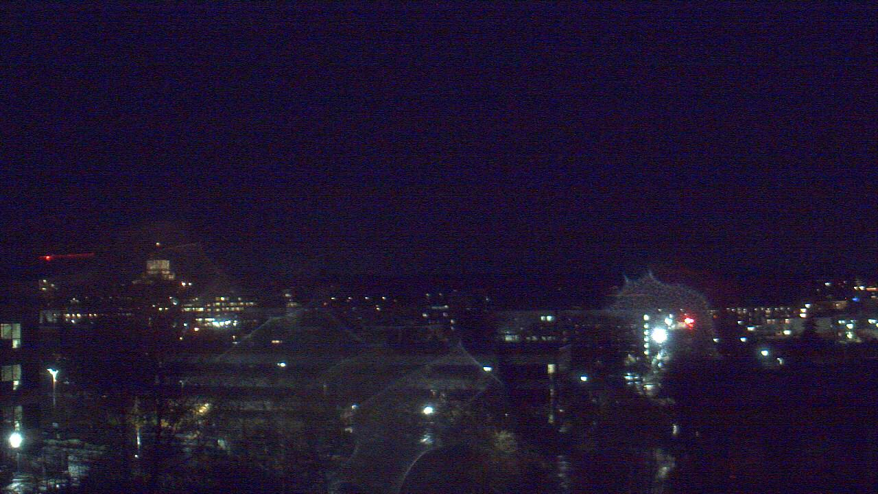 Thumbnail for current weather camera view from Avanti HS in Olympia, Washington