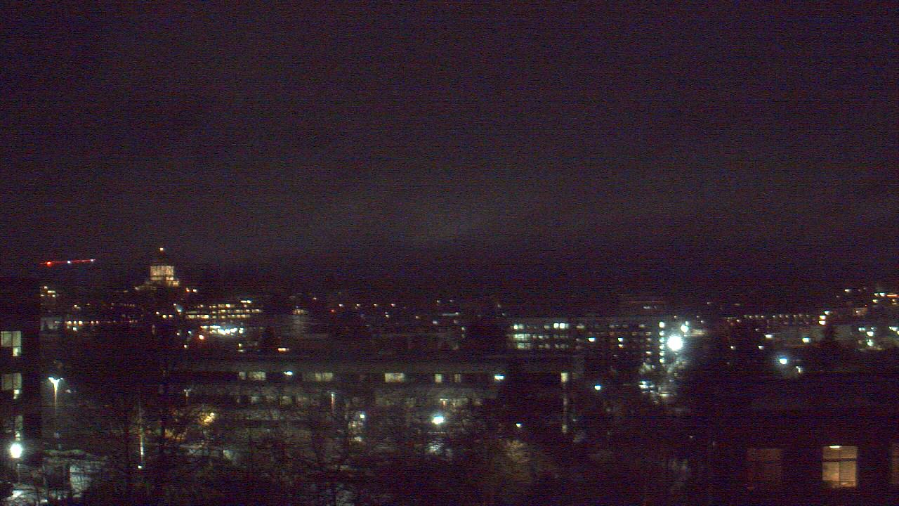 Thumbnail for current weather camera view from Avanti HS in Olympia, Washington