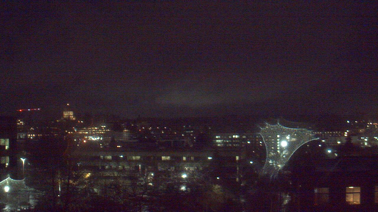 Thumbnail for current weather camera view from Avanti HS in Olympia, Washington