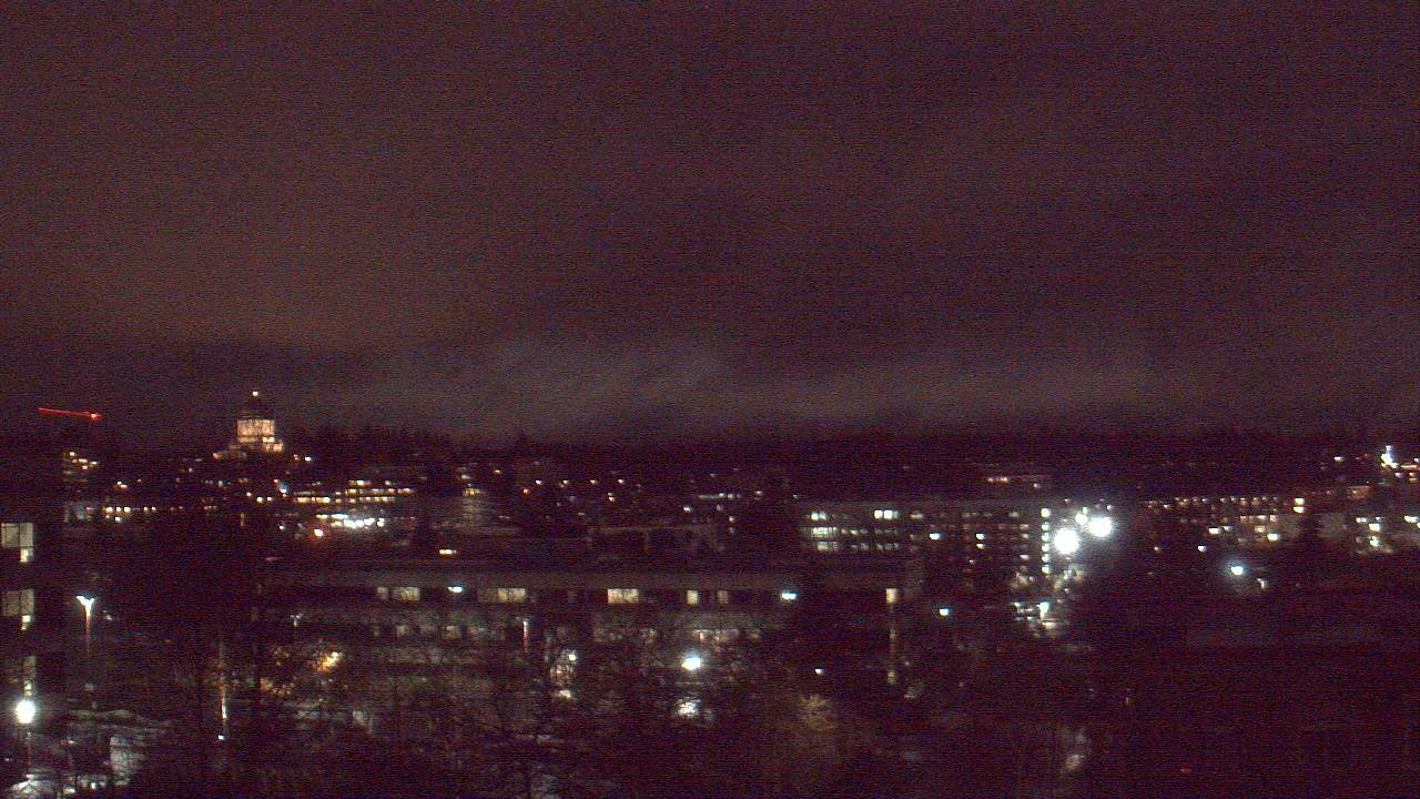 Thumbnail for current weather camera view from Avanti HS in Olympia, Washington