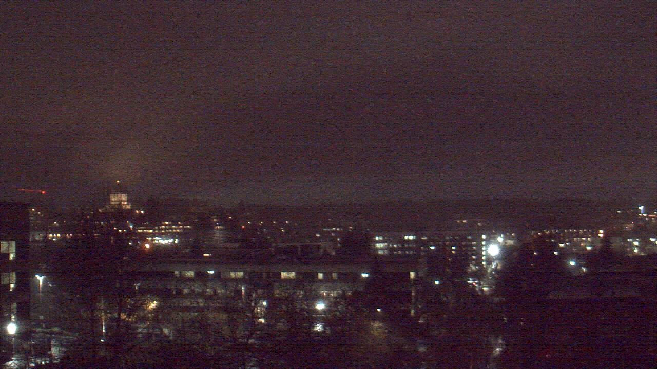 Thumbnail for current weather camera view from Avanti HS in Olympia, Washington