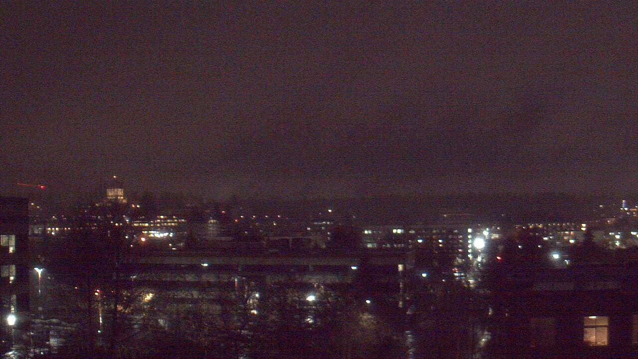 Thumbnail for current weather camera view from Avanti HS in Olympia, Washington