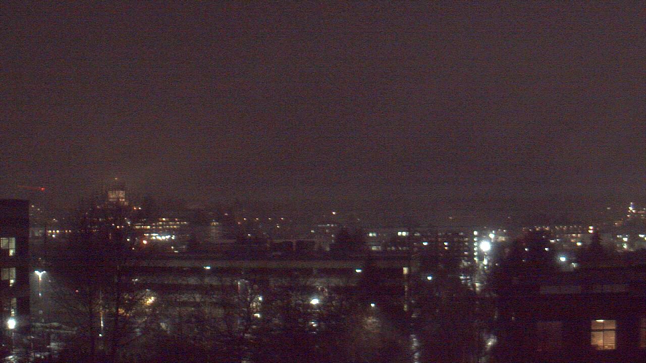 Thumbnail for current weather camera view from Avanti HS in Olympia, Washington