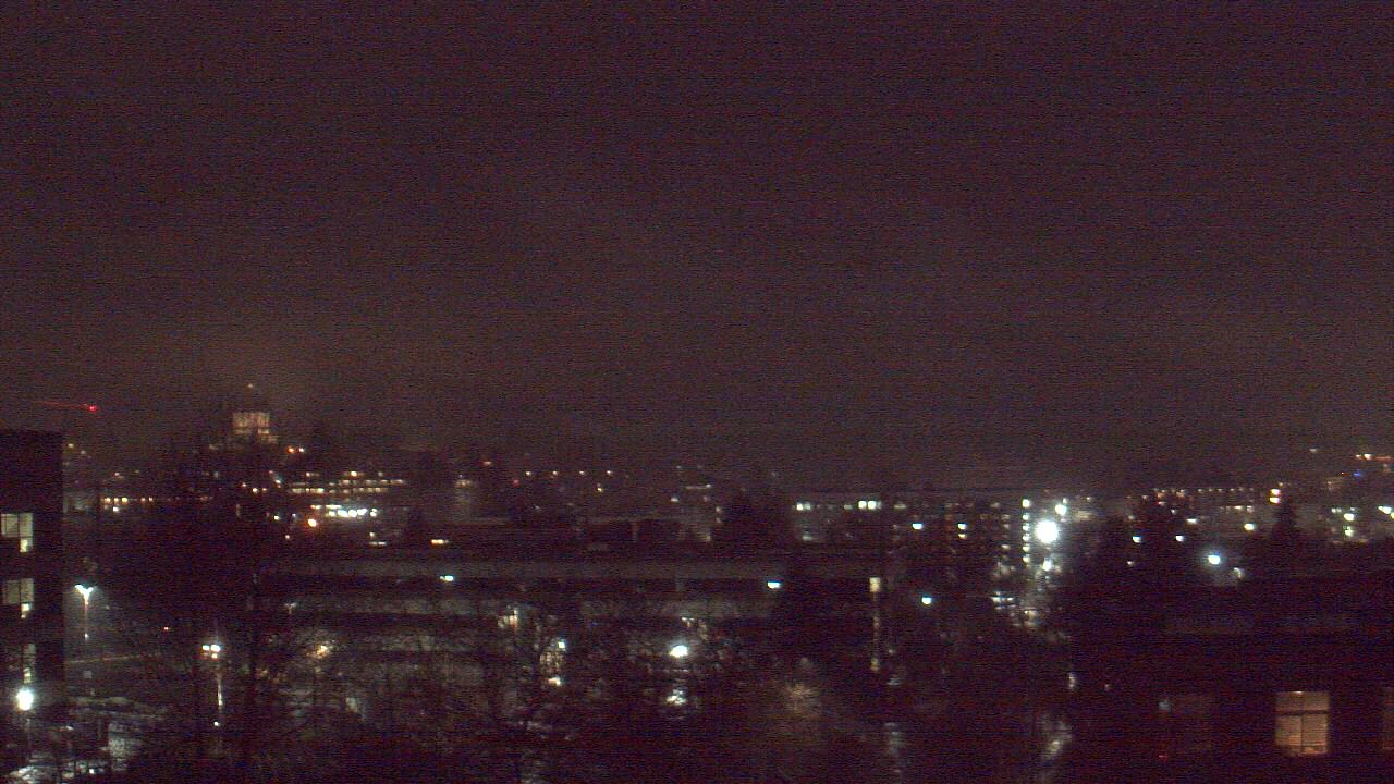 Thumbnail for current weather camera view from Avanti HS in Olympia, Washington