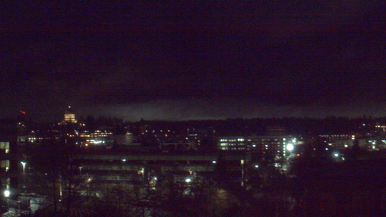 Thumbnail for current weather camera view from Avanti HS in Olympia, Washington
