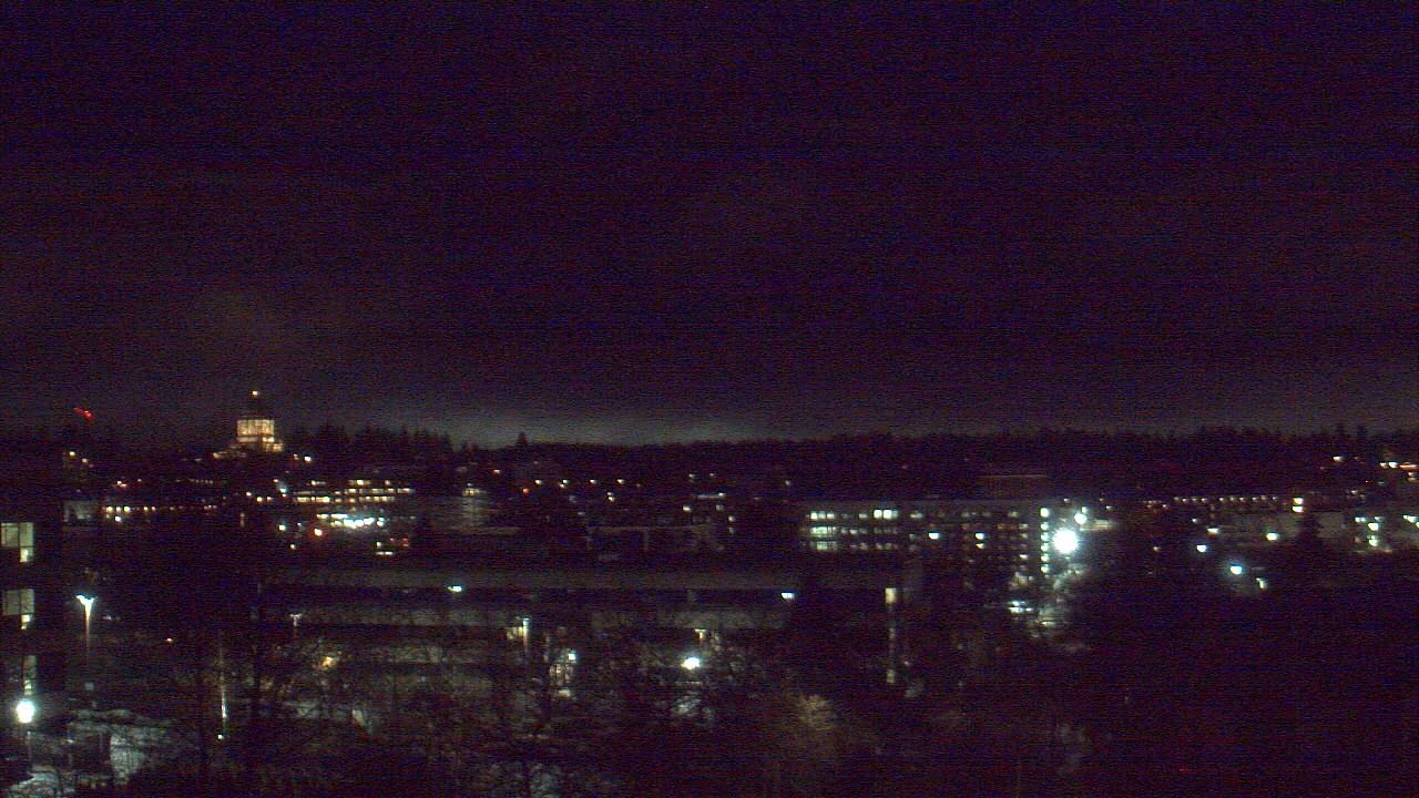Thumbnail for current weather camera view from Avanti HS in Olympia, Washington