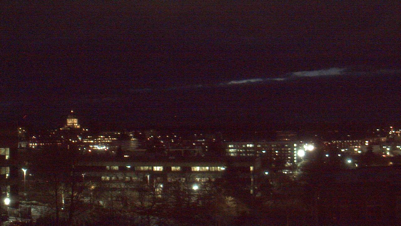 Thumbnail for current weather camera view from Avanti HS in Olympia, Washington