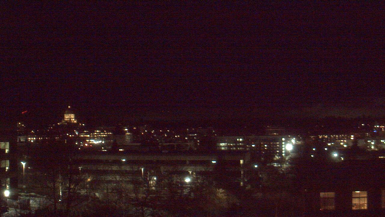 Thumbnail for current weather camera view from Avanti HS in Olympia, Washington
